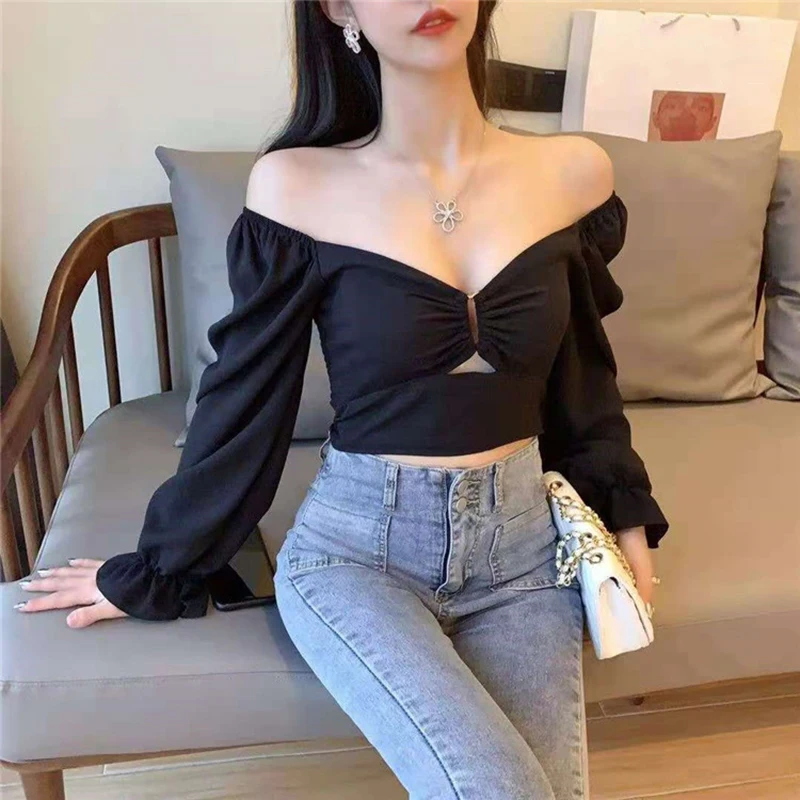 

Женский укороченный топ с открытыми плечами, Однотонная рубашка с V-образным вырезом и длинным рукавом, белый/красный/черный/хаки/синий, для ...