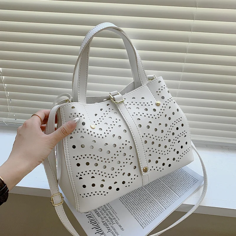 

Винтажная модная сумка-тоут с вырезами, новинка 2021, Высококачественная дизайнерская женская сумка из искусственной кожи, вместительная сум...