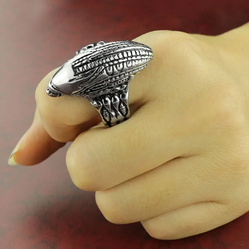 

Unisex Outdoor EDC Titanium Steel Alien Ring Self Defense Finger Fist Ring Spike Ring Personal Safety Tool Dropshipping