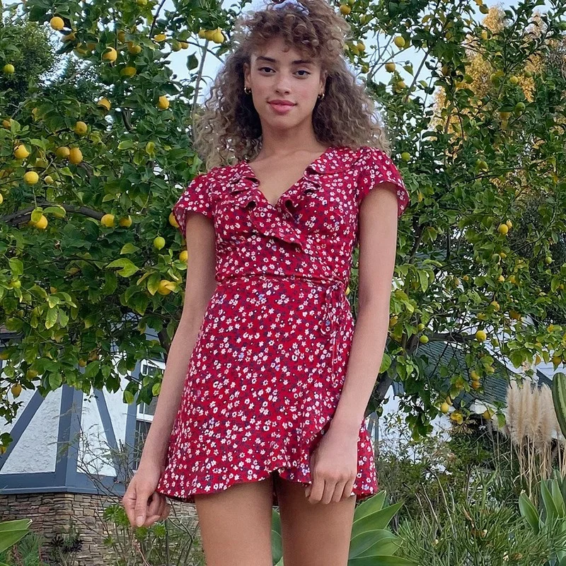 

Women 2021 Summer Retro Red Ruffles V-Neck Mini Floral Dress French Pastoral Style Short Sweet Dresses New Lady Vintage Dress