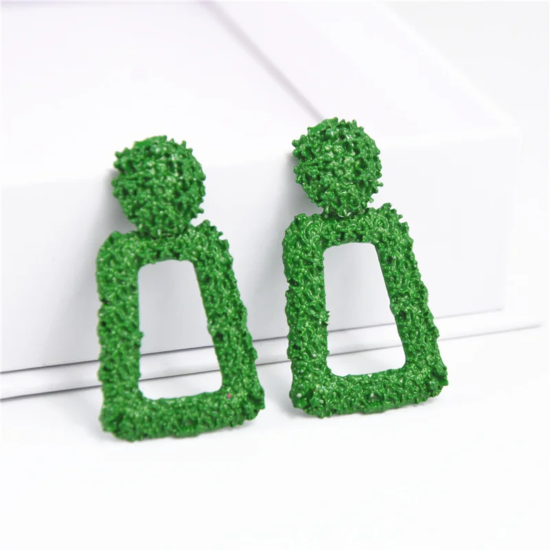 ZCHLGR модные эффектные маленькие серьги геометрические для женщин висячие в форме