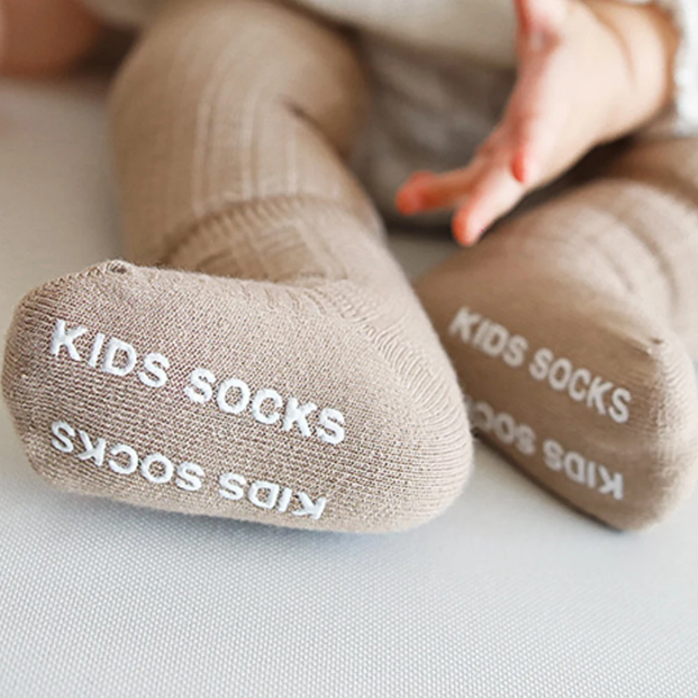 Хлопковые детские носки противоскользящие вязаные модные Гольфы с принтом для