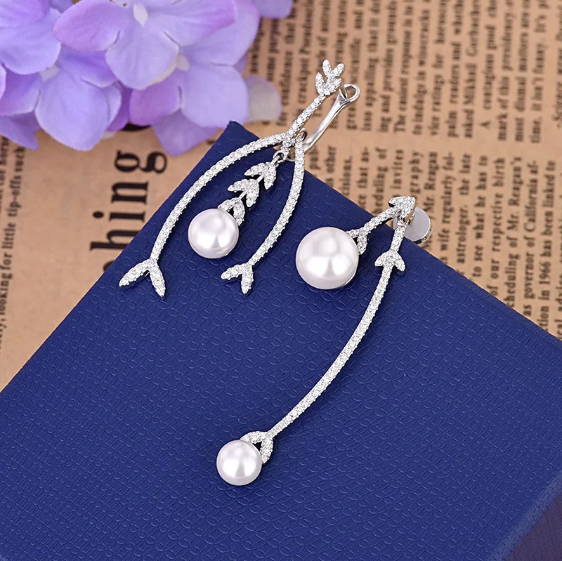 Модные креативные Дерево лист Асимметричная Ab Стиль с украшением в виде