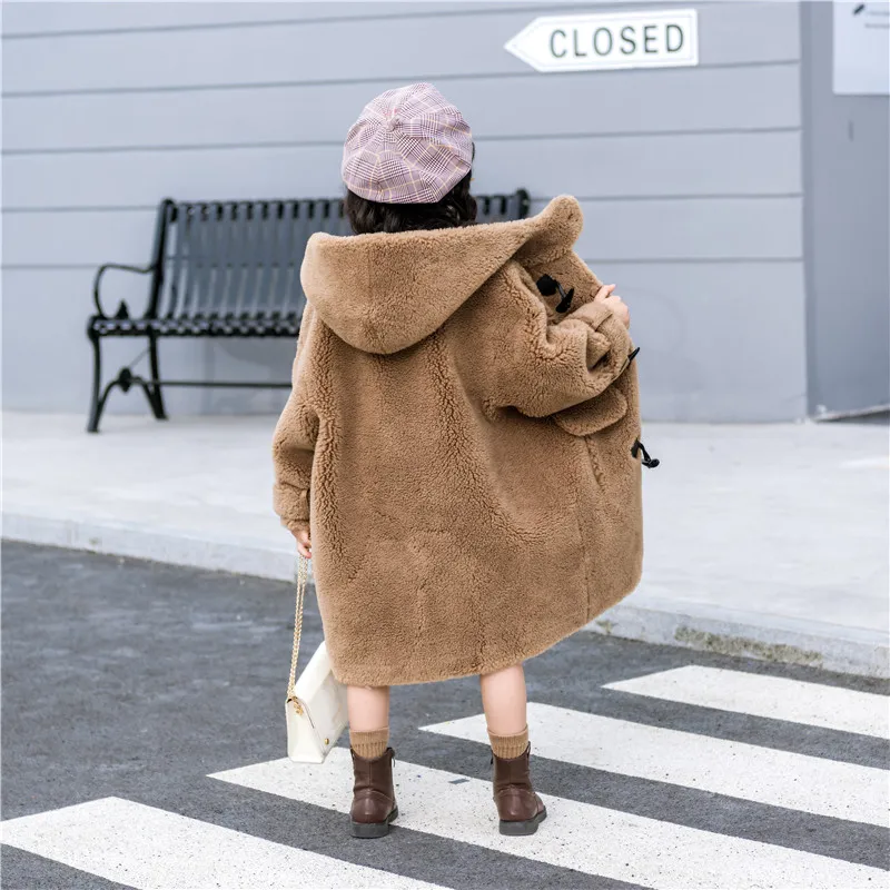 2020 зимнее плюшевое пальто из натуральной овечьей шерсти с капюшоном пуговицами
