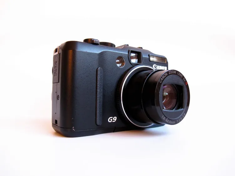 Б/у CANON POWERSHOT G9 CCD 6x оптический/4x цифровой/24x комбинированный зум 7 4-44 4 мм f/2 8-4 8 |
