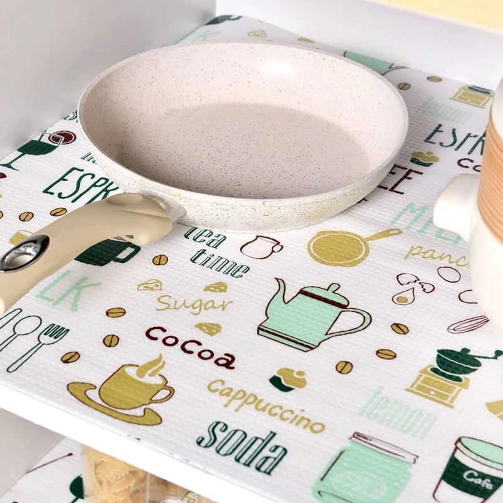 Маслостойкая кухонная подстилка многоцветный принт влагостойкая для ящика