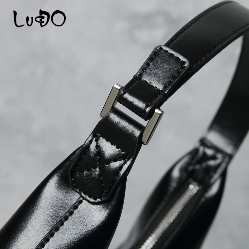 

Women's Handbags