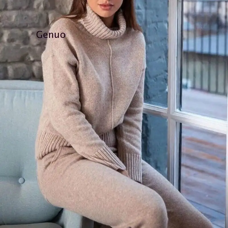 Шерстяной спортивный костюм. Женский вязаный костюм. Вязаные костюмы для женщин. Вязаный спортивный костюм. Шерстяной костюм женский.