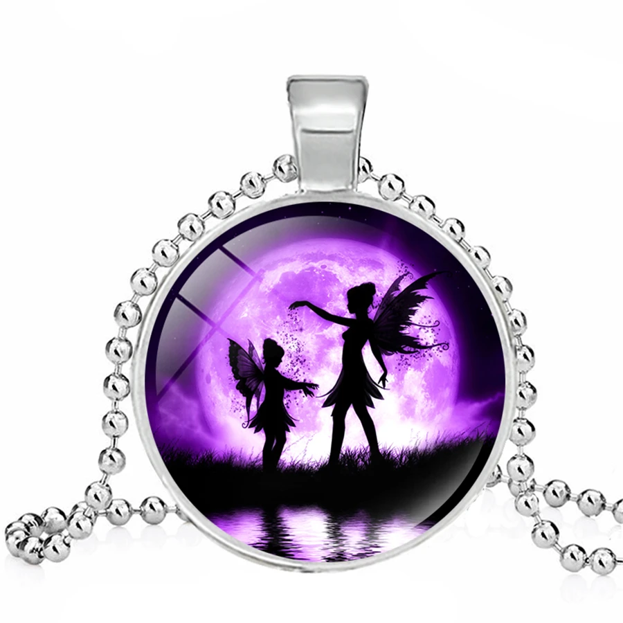 Сказочная принцесса красота ожерелья с эльфами мечта прекрасный крыло эльф сидя