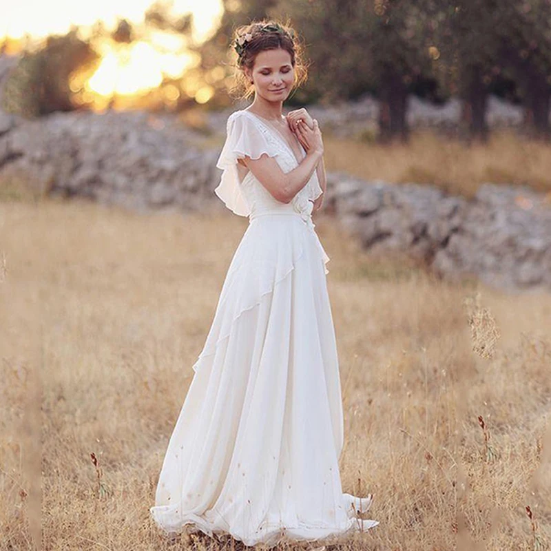 Богемное свадебное платье в стиле бохо кружевное пляжное с аппликацией