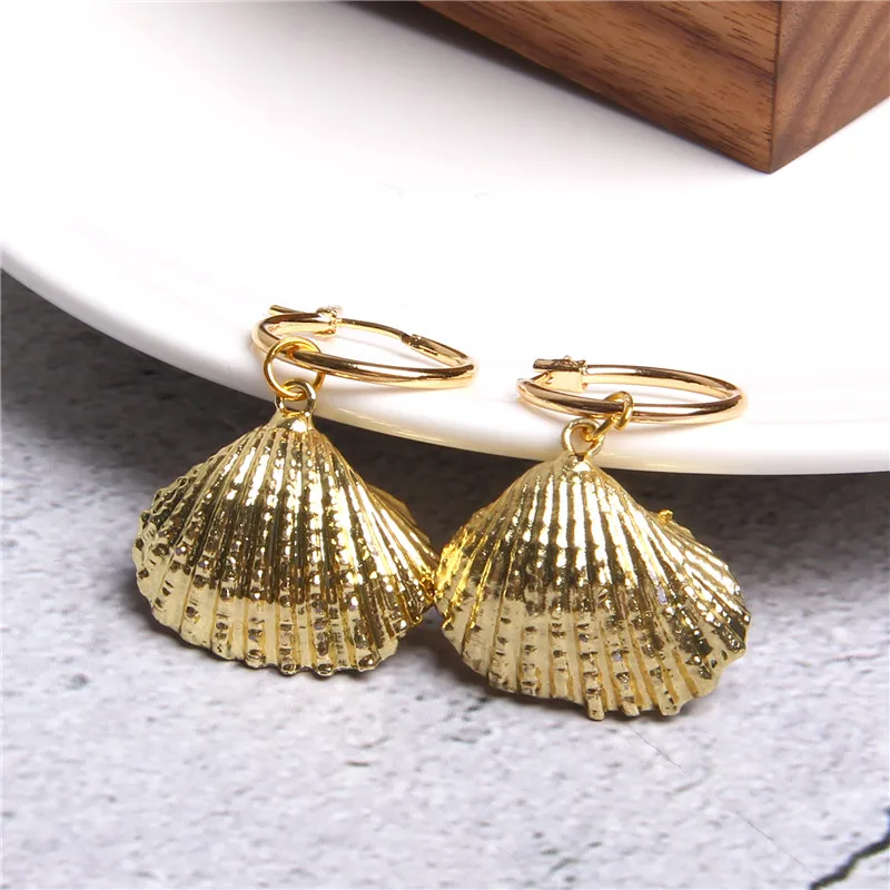 Женские богемные серьги золотого цвета серьги-подвески с металлическим корпусом