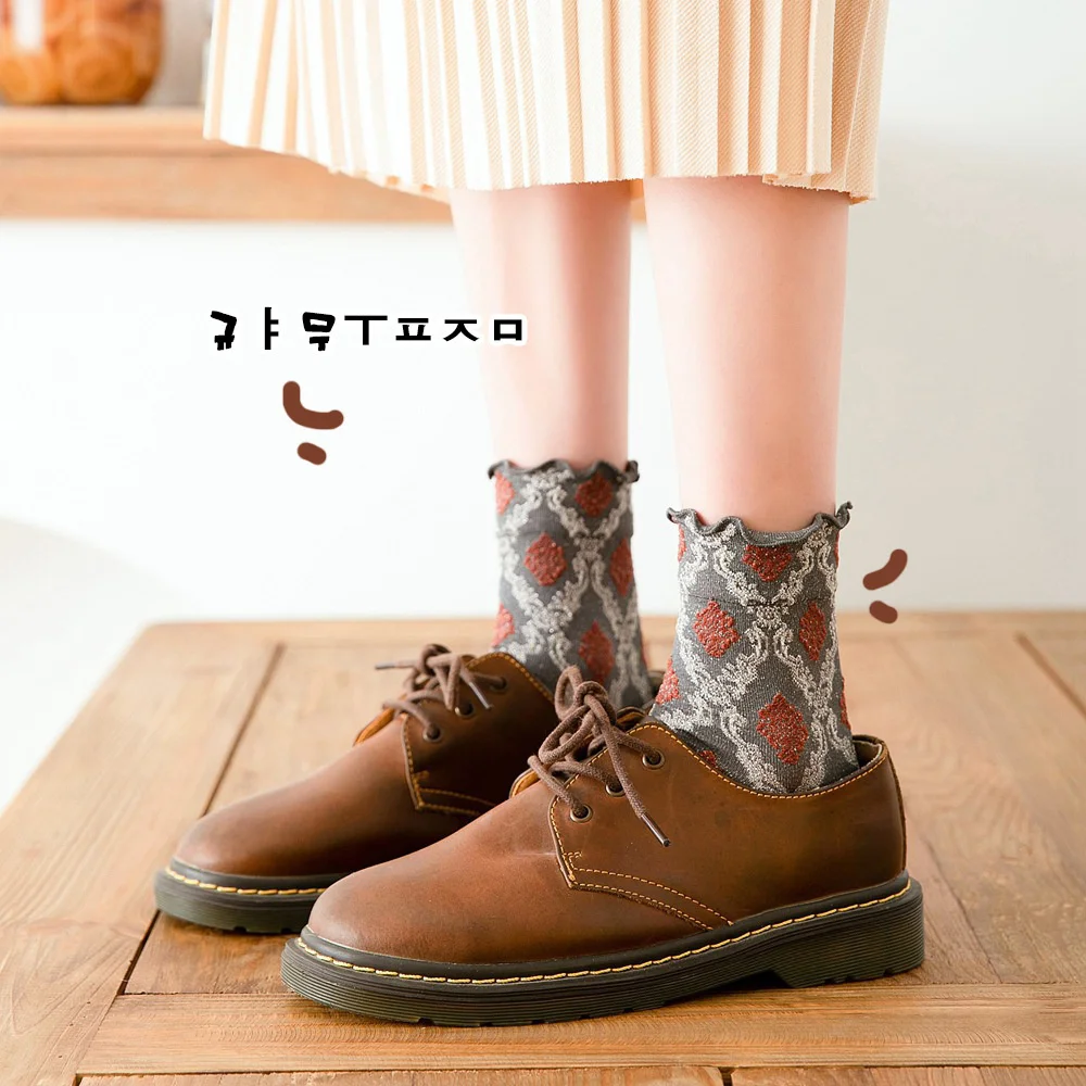 

New Retro Ethnic Style Women Socks Flower Casual Ladies Funny Cute Spring Autumn Cotton Girls Sox Giftsv 1pair ws202