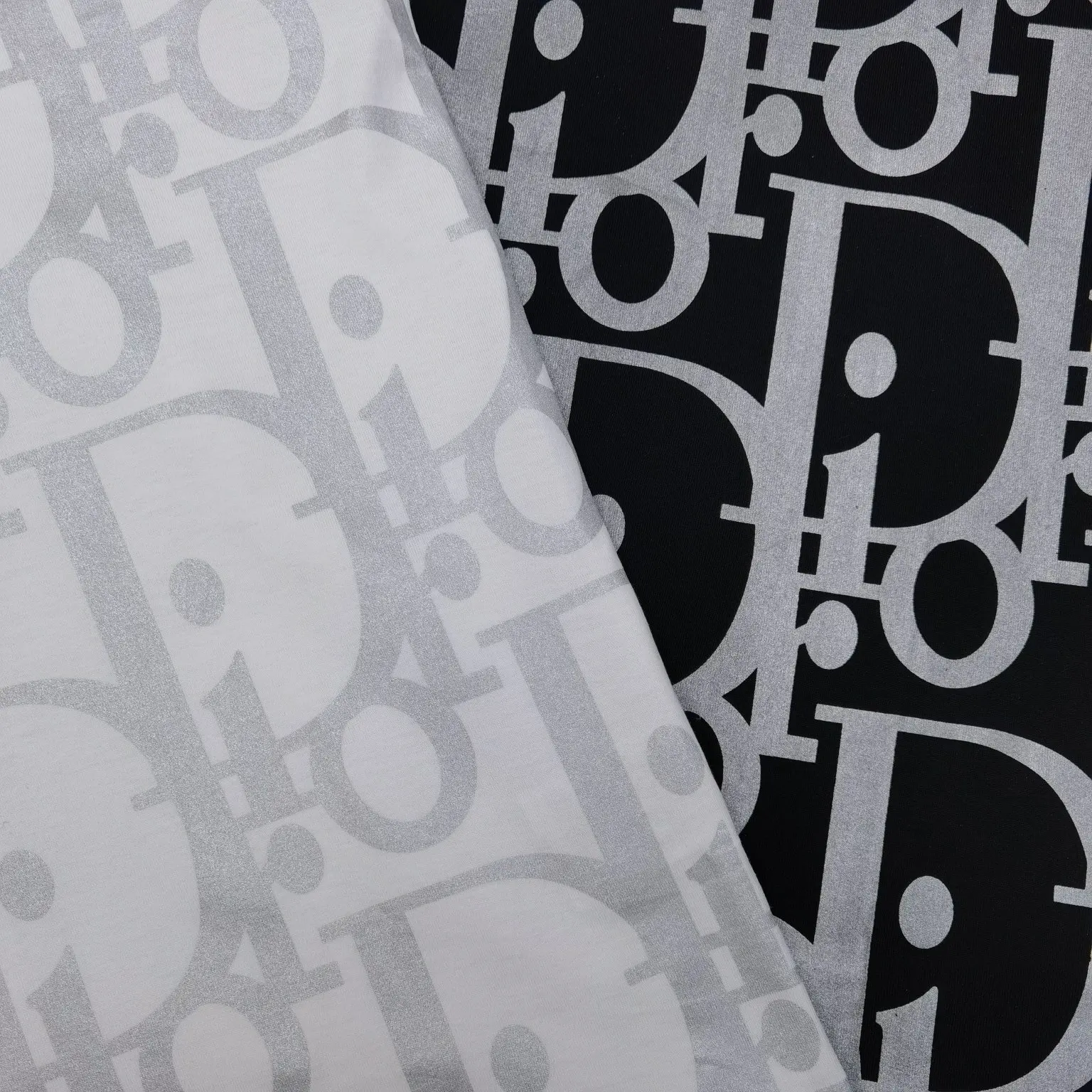 

D couple models 2021 summer new Pinyin letter print round neck short-sleeved T-shirt