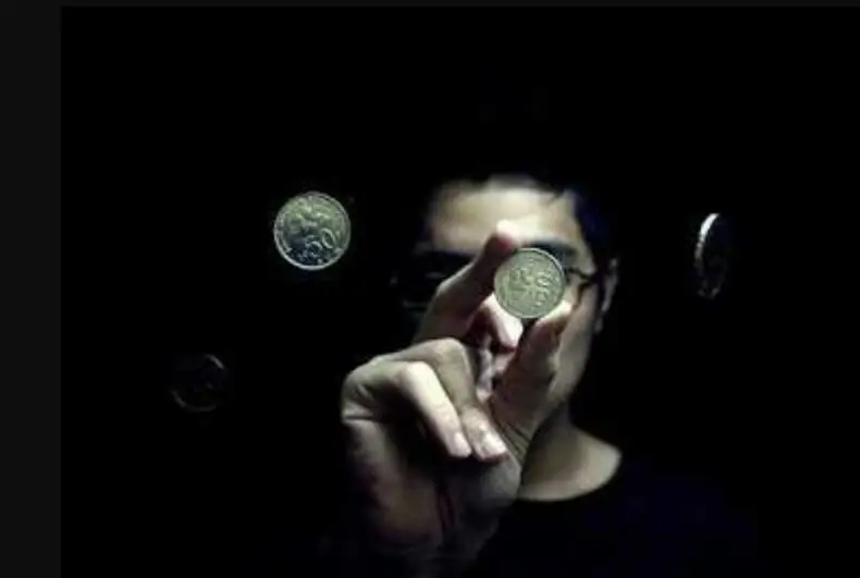 

2020 Insane Coin Vanishes by Avi Yap , magic tricks (no props)
