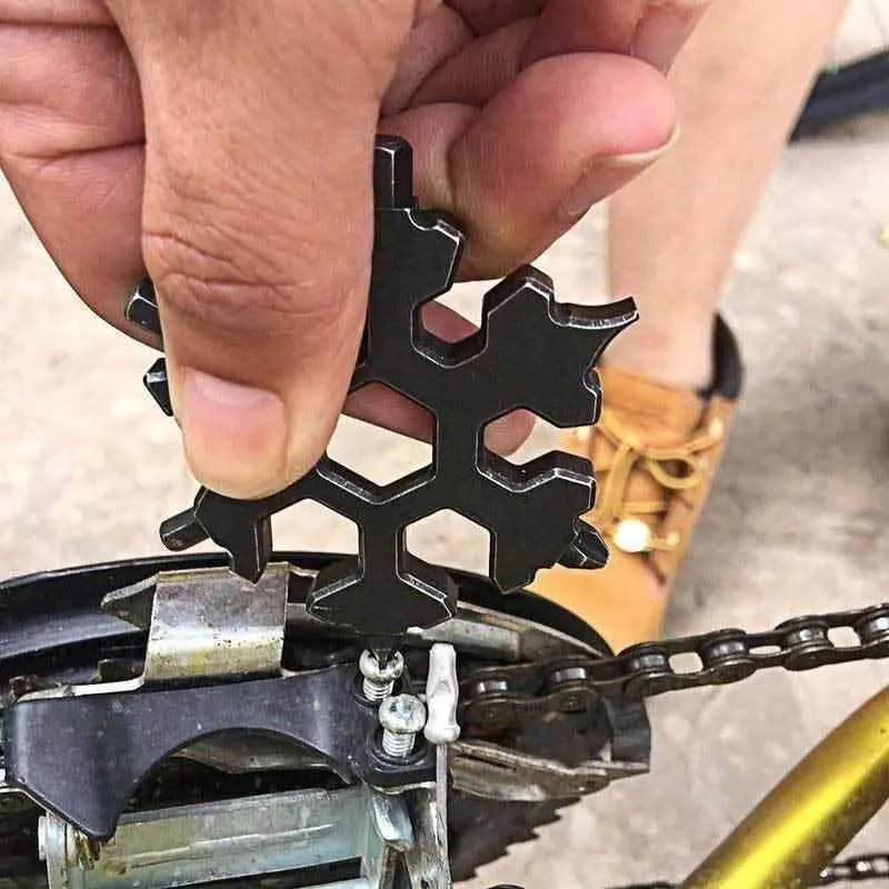 

VIP FOR 18-in-1 Snowflake Multi-Tool New