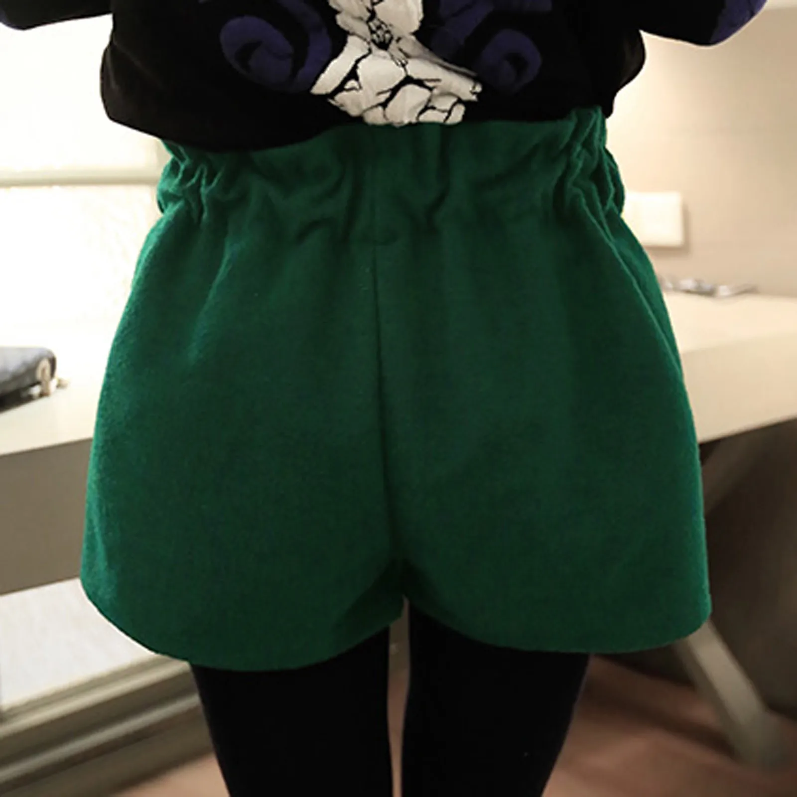 

Fashion Keep Warm Women High Waist Solid Casual Waist Ladies Solid Short Pants Feminino Zipper Waist Ladies Solid Shorts Pants