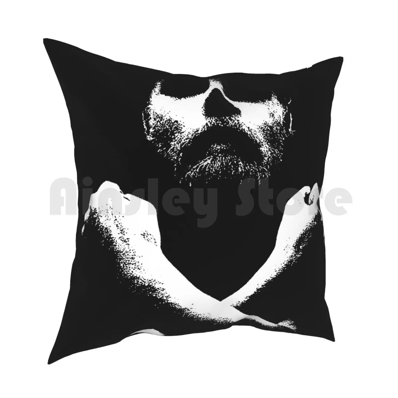 Подушка с рисунком в виде флага и паруса