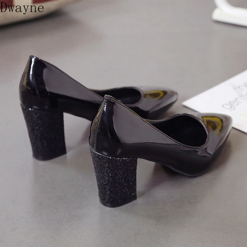 Туфли лодочки женские на высоком квадратном каблуке пикантные заостренные с