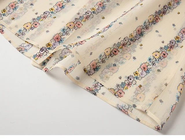 

Vintage Floral Stripes Print Women's Blouse 2021 Spring Summer Long Sleeve Shirt Female Single-Breasted Tops