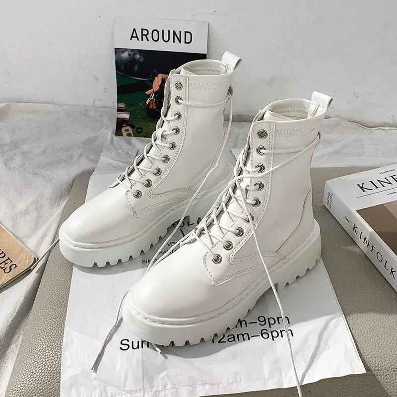 

OIMG NEW Combat Boots Women White Leather Motorcycle Boots Mid Heeled Gothic Shoes Winter Warm Fashion Black Ankle Boots Botas