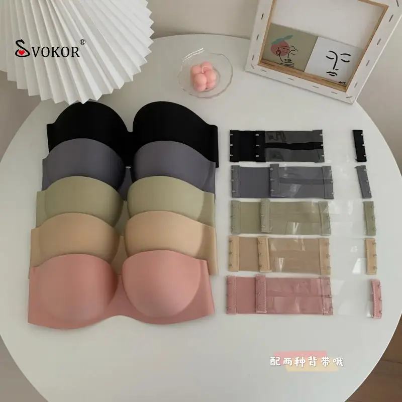 

Женское нижнее белье с чашками пуш-ап