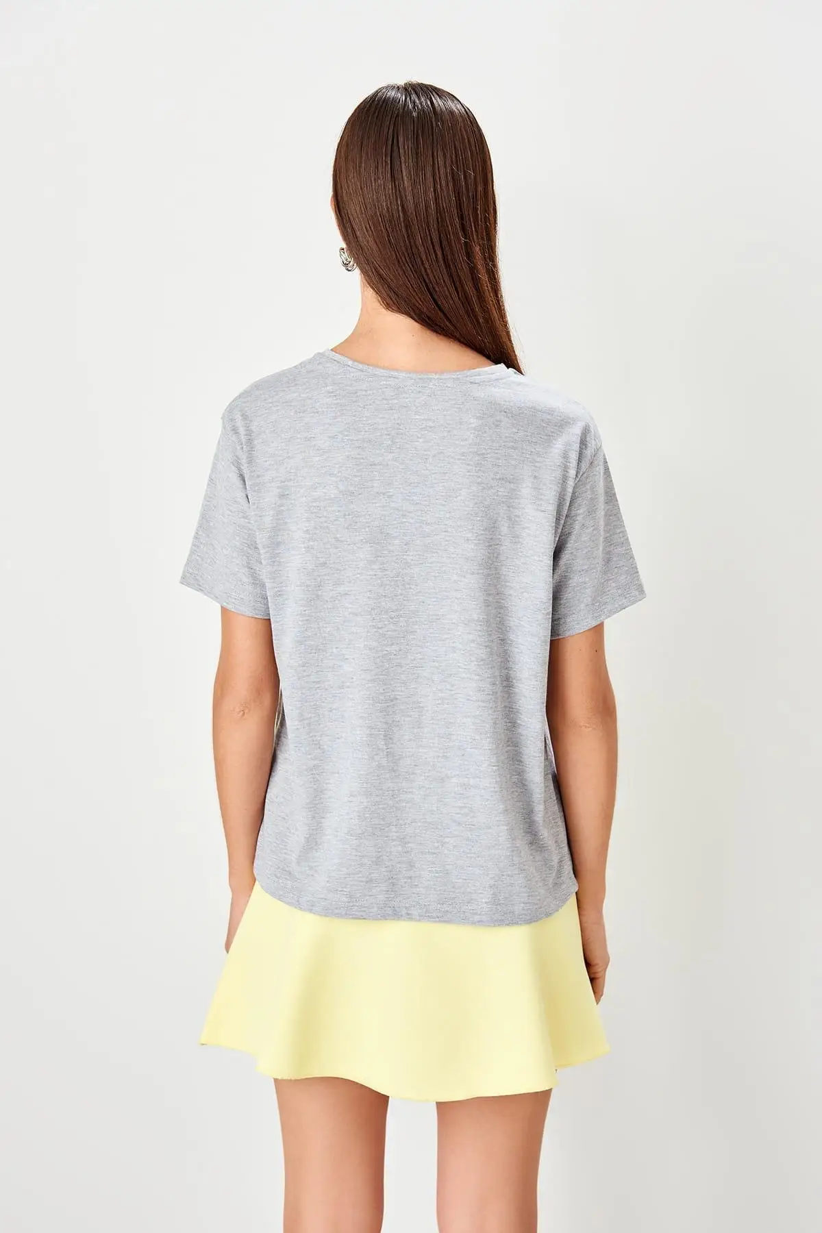 Trendyol серые вышитые Базовые Трикотажные футболки TWOSS19TS0073|Футболки| |