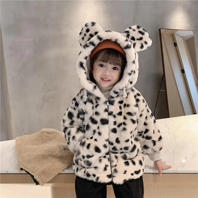 

2021 Autumn Winter Girls Warm Coats New Fashion Thick Faux Fur Jackets Big Ear Fluffy Outerwear Long Sleeve Hooded Coat G172
