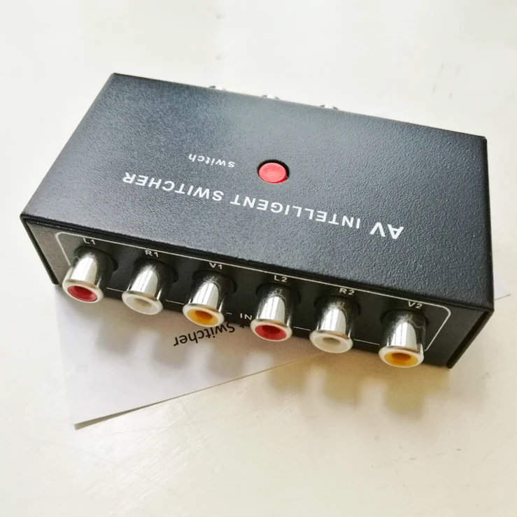Портативный AV интеллигентая (ый) коммутатор 2 к 1-канальный RCA аудио видео с