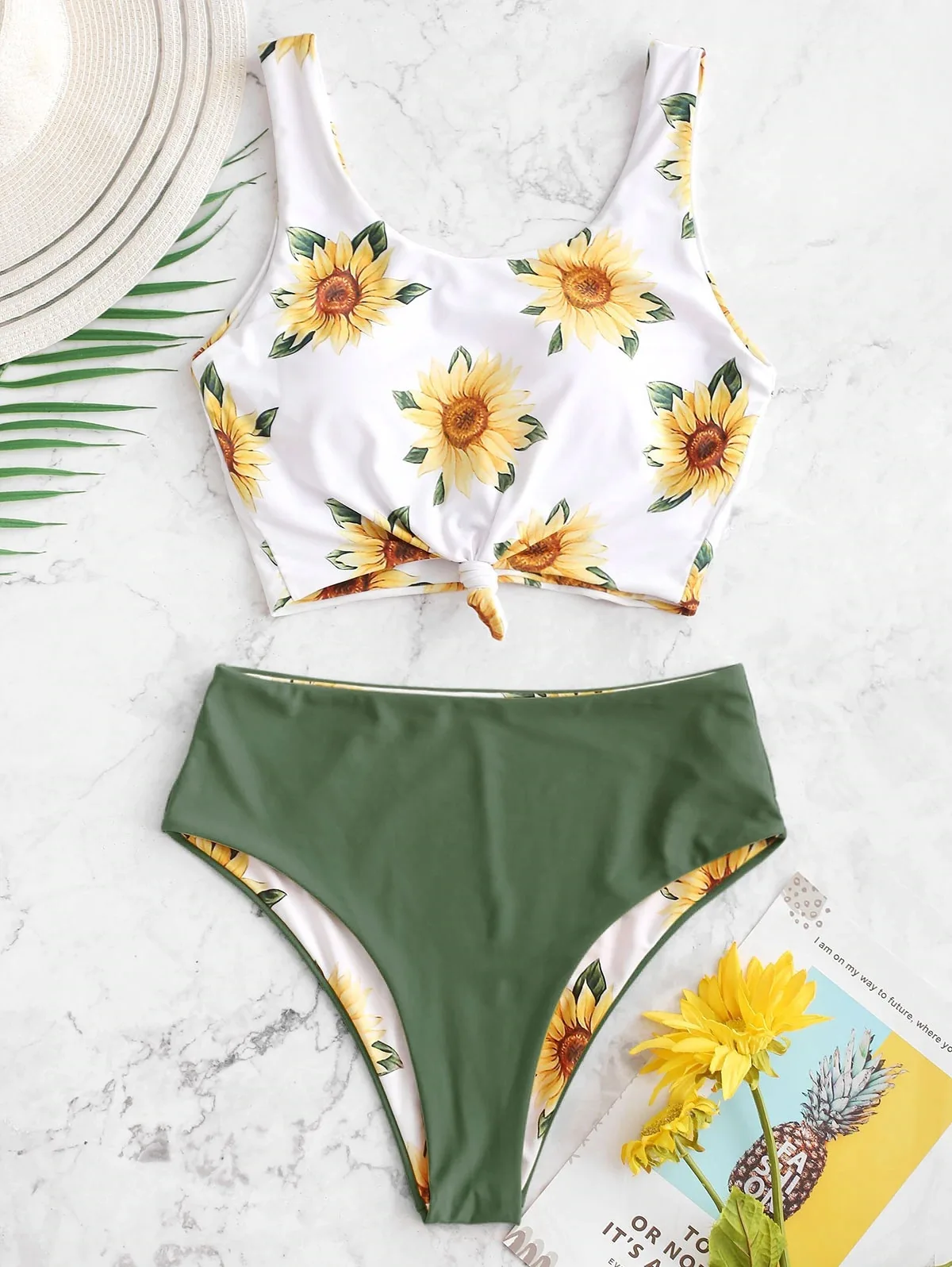 

Sportswear & Accessories