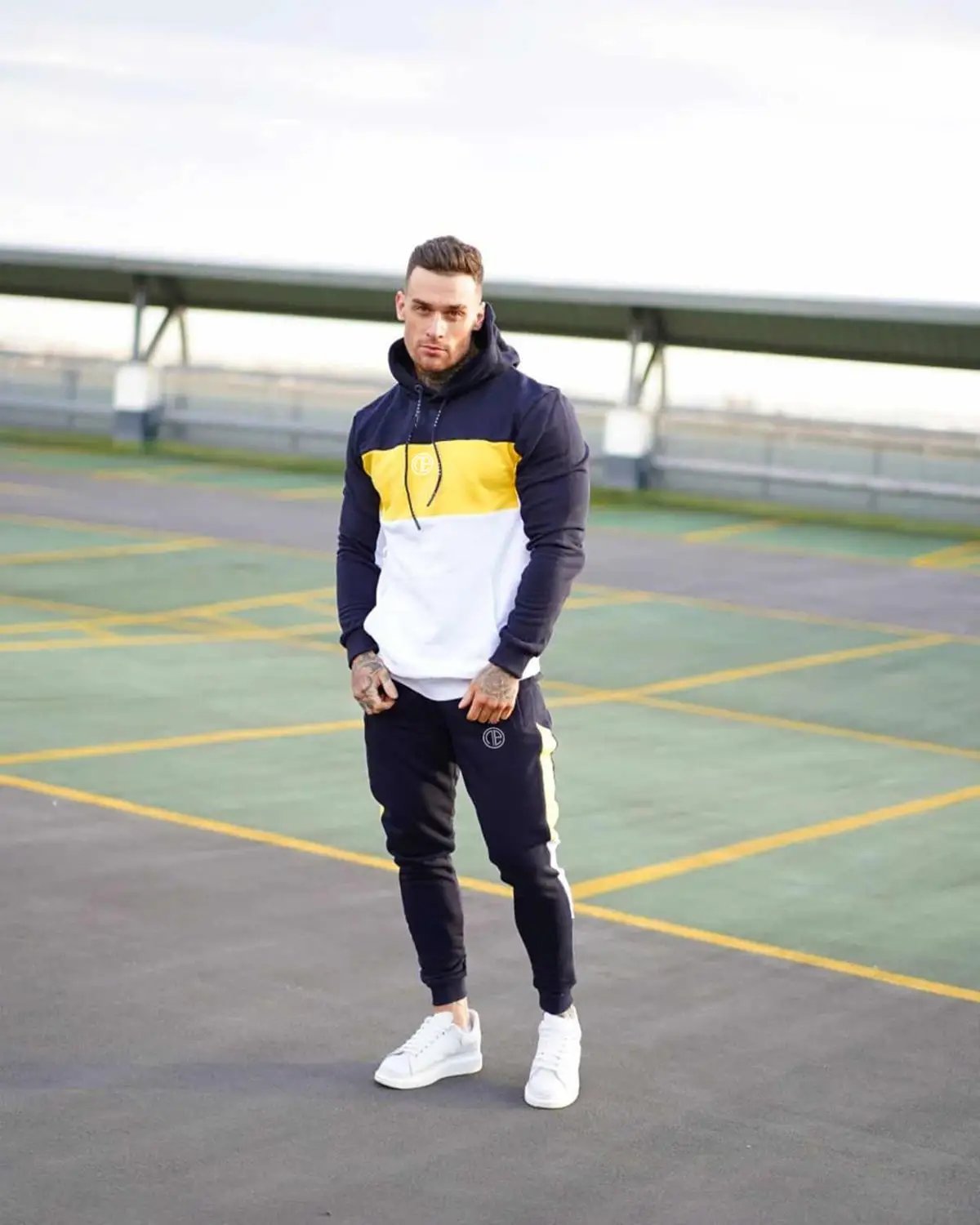 

Mens Tracksuits 2021 Casual Hoodie Set Autumn Male Sweatshirt Clothes For Men men sets korean fashion