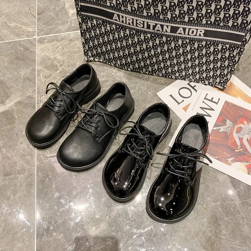 

fashionWomen Sports Shoes Autumn Trend Casual Flats Female Pu Breathable Comfort Lace-Up Black Vulcanized Shoes Walking Shoes