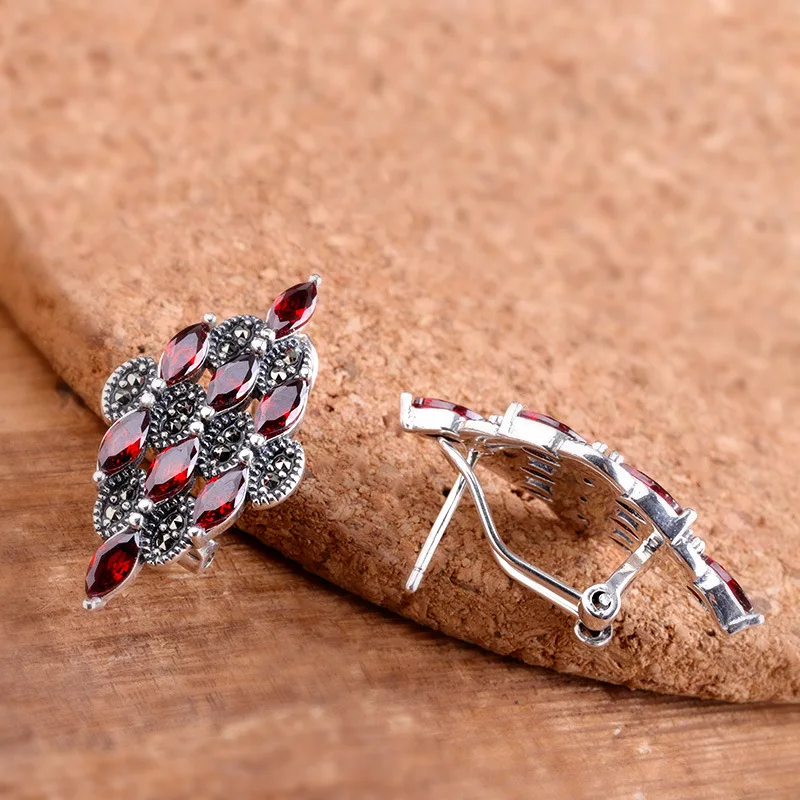 Женские серьги из тайского серебра 925 пробы красные с натуральным