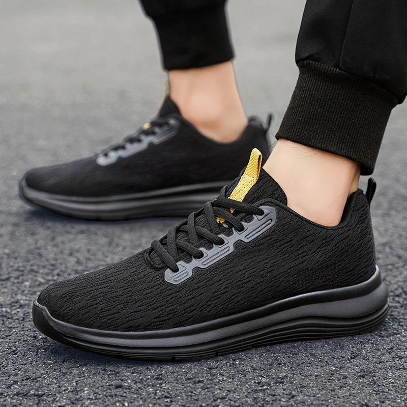 

2021 New Autumn Running Sports Shoes Men Breathable Man Gym Sneakers Black Soft Bottom Gym Shoes Outdoor for Mens Size 39-44