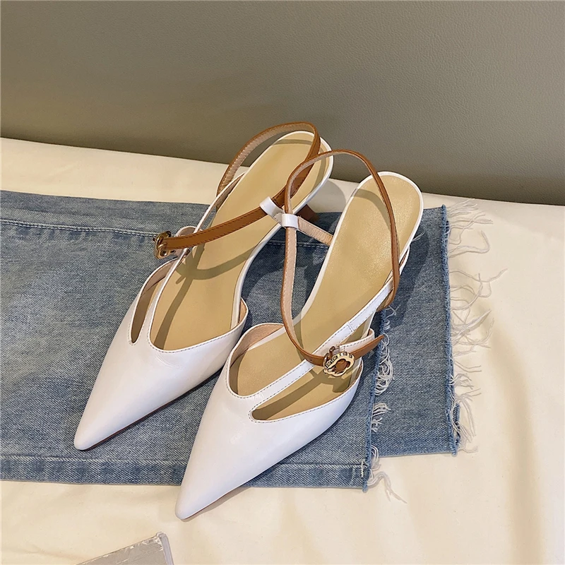 Туфли женские с ремешком на пятке 6 см заостренный носок высокий каблук красивая