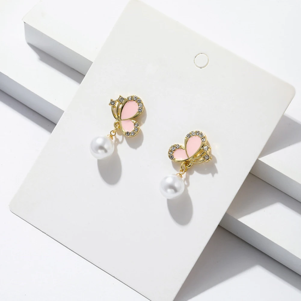 

2021 new elegant and unique Butterfly Pearl Pendant Earrings Fashion Ladies jewelry party luxury dangle Earrings for woman