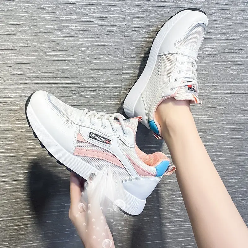 

Women's Sports Shoes Fashion Women's Sneakers 2021 Soft and Comfortable Breathable Leisure Women's Shoes Tenis Feminino Lace-Up