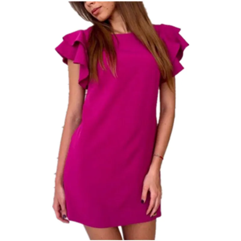 Летнее женское платье с коротким рукавом рюшами и открытой спиной средней длины