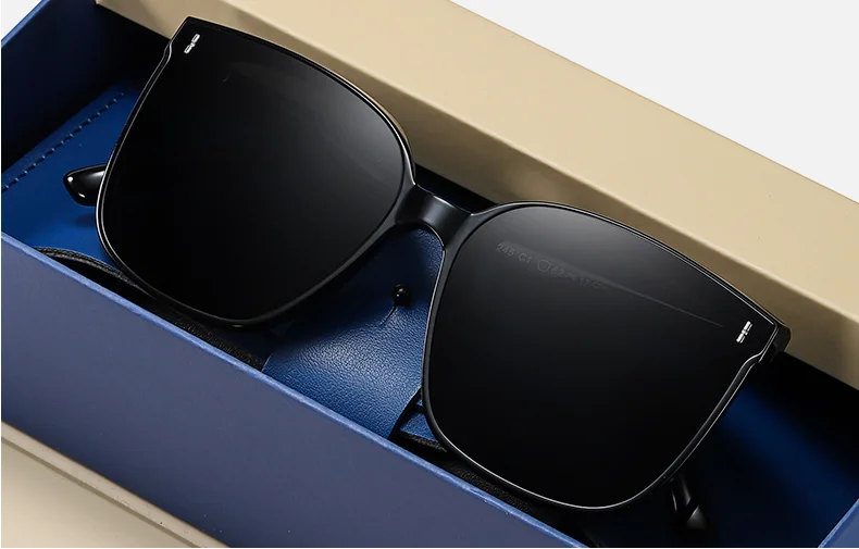 

560 New luxury brand designer women's sunglasses oversized frame retro sunglasses oculos de sol UV400 with BOX