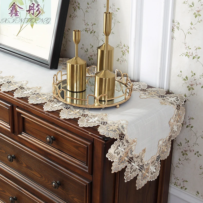 Скатерть на стол с вышивкой тканевая ткань в скандинавском стиле для телевизора