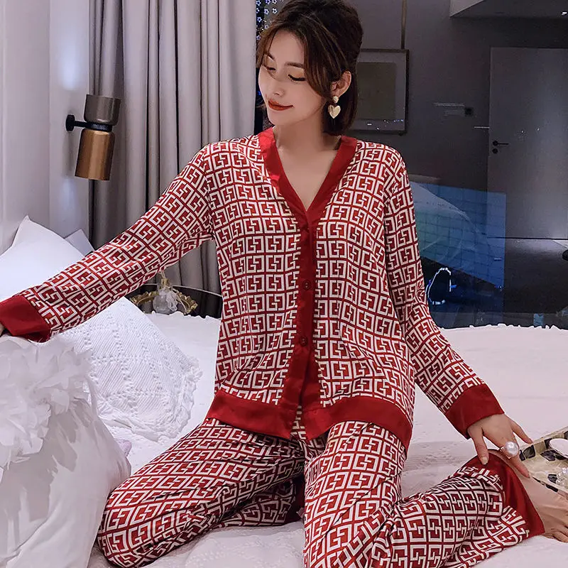 

Pajamas women's spring and autumn thin long sleeve cardigan 2021 new net red hot summer ice silk can wear home clothes