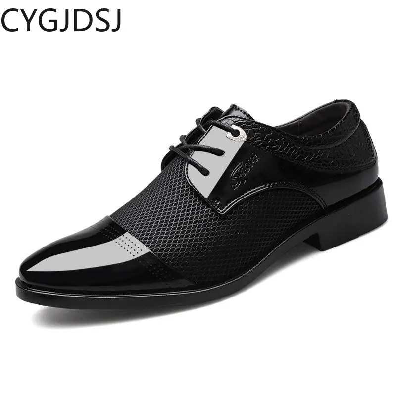 

Italiano Oxford Shoes for Men Coiffeur Formal Shoes for Men Patent Leather Shoes for Men Wedding Dress Office 2023 Business Suit