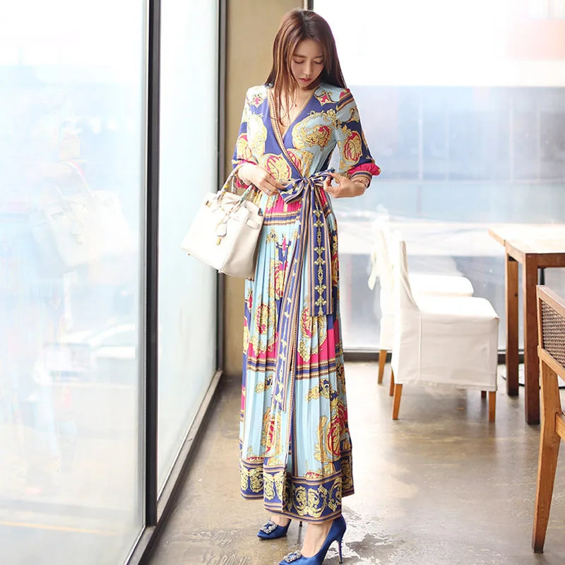 

2020 summer new style Korean temperament V-neck retro lace-up waist pleated big swing holiday skirt printed dress