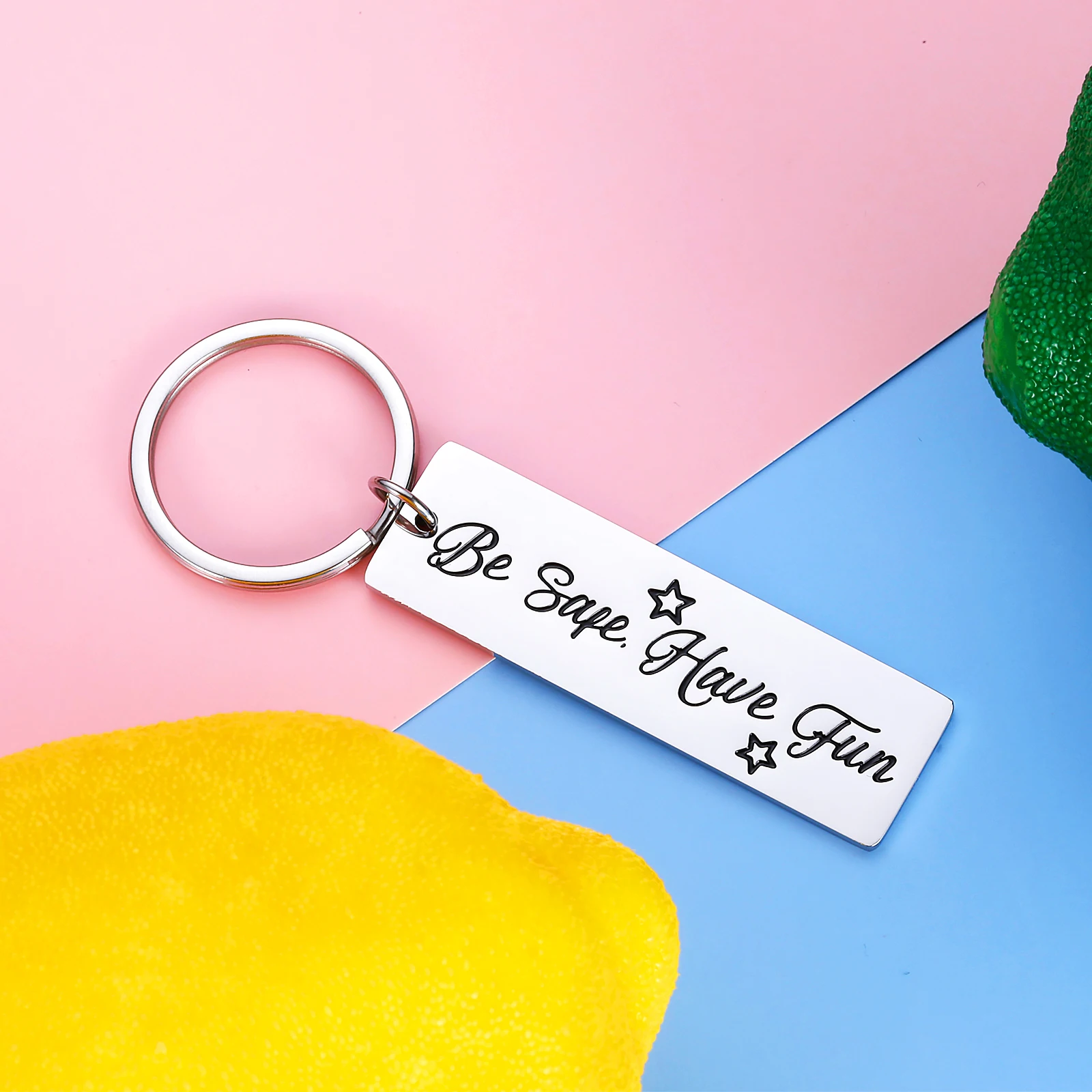 Ключница для нового водителя «Будьте безопасны, веселитесь и принимайте правильные решения» подарок на день рождения для студентов-водителей, рождественские подарки.