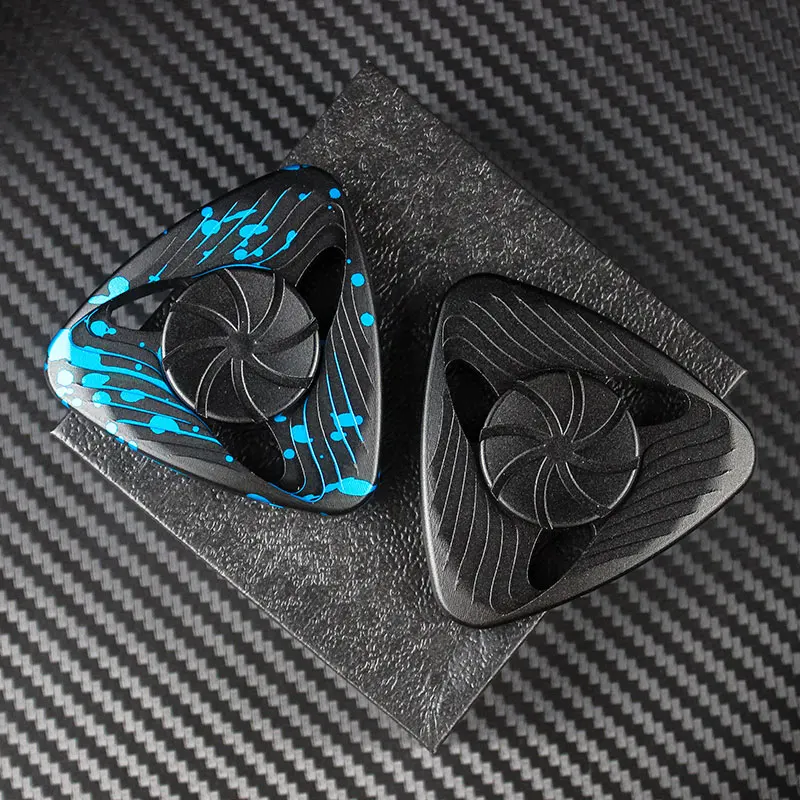 Крутой фантомный треугольный фиджет Спиннер из матового алюминиевого сплава для