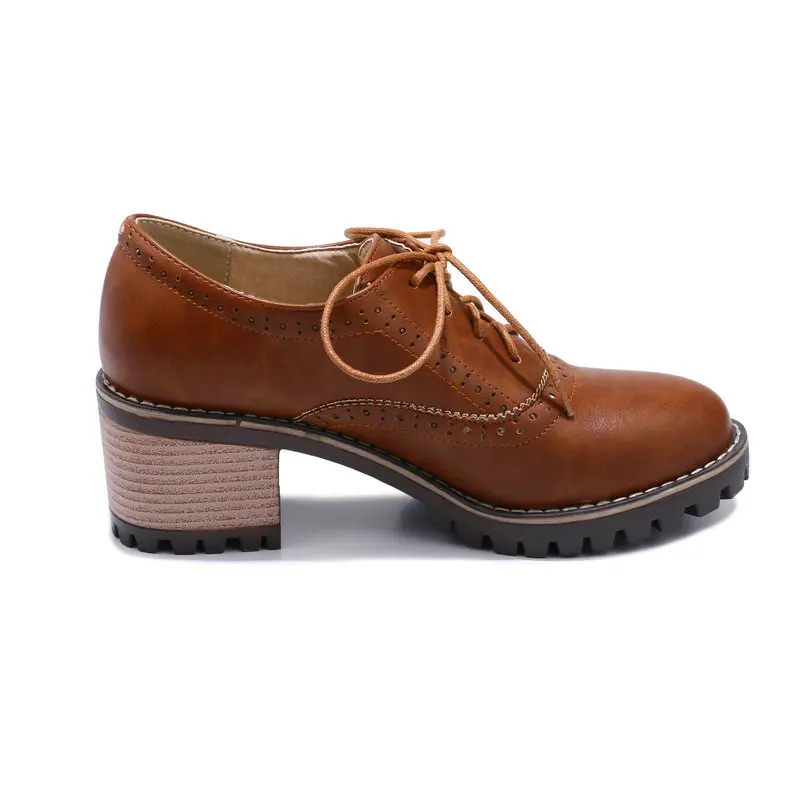 Женские туфли лодочки на шнуровке ESVEVA черные повседневные платформе 2 см с