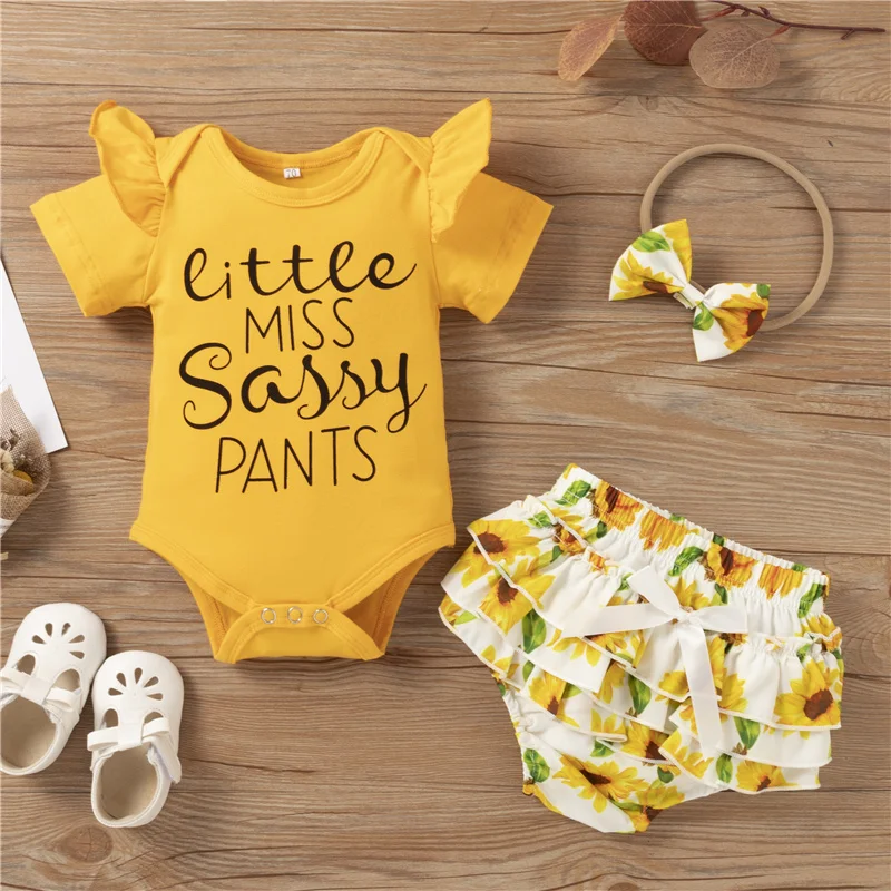 

Костюм детский летний из 3 предметов для девочек, комбинезон с круглым вырезом и короткими рукавами, шорты с принтом подсолнухов и повязка н...