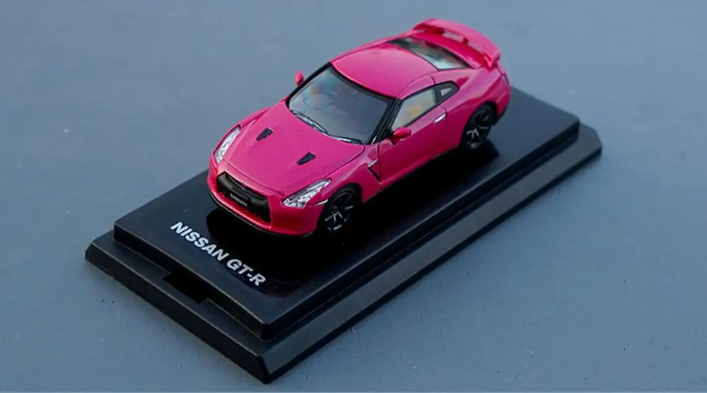 Модель автомобиля под давлением 1/64 Nissan Skyline GT-R R35 коллекция игрушек подарок перо |