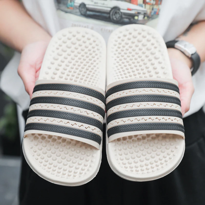 

2021 New Massage Slippers Men Summer Trend Flat Bottom Casual Simple Fashion Beach Shoes Sandals Outdoor Wear Comfortable Fabric