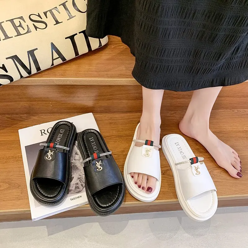 

Latest Fashion Woman Pu Casual Slippers Women Outdoor Platform Outdoor Vacation Beach Sandals Casual Flip Flops Women Shoes