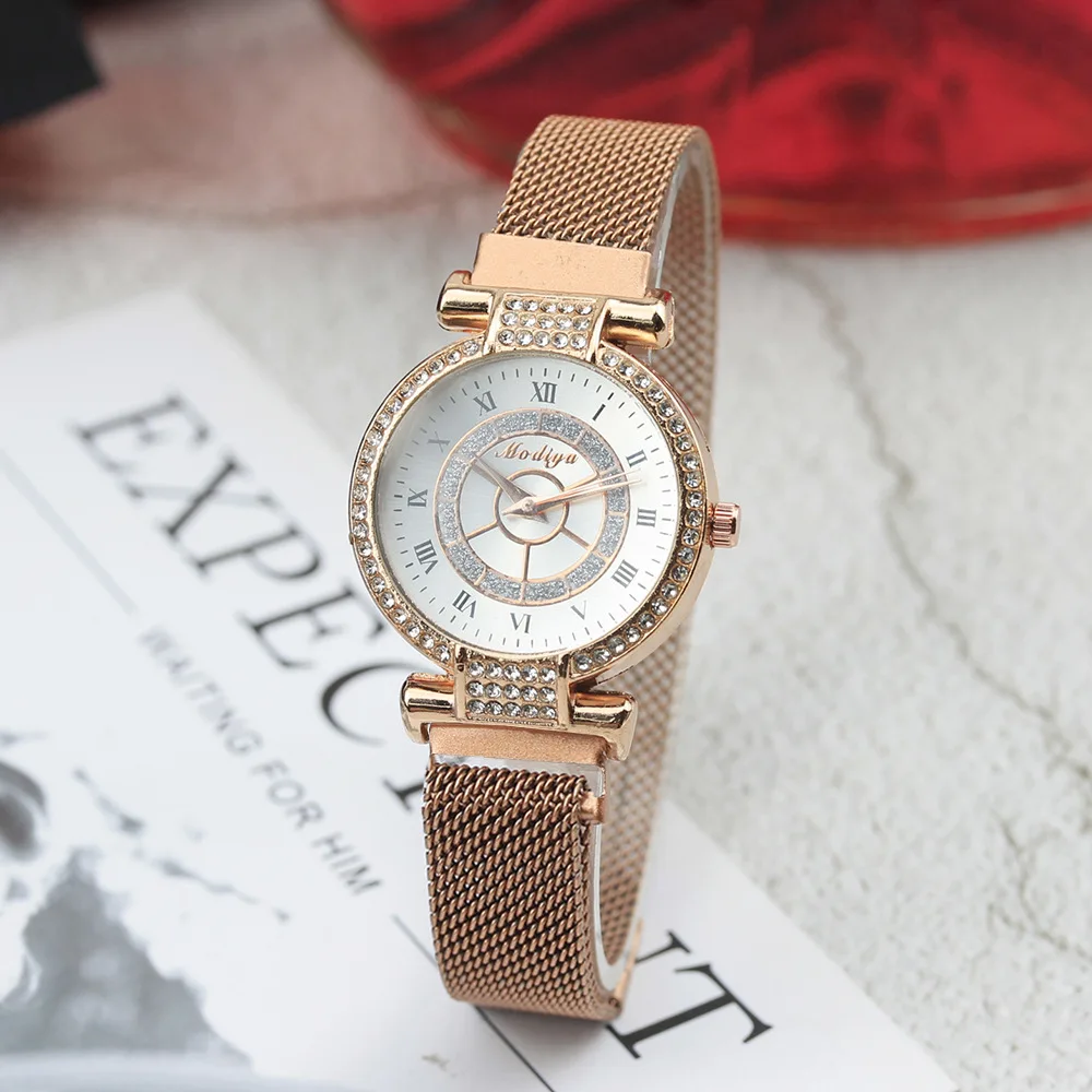 

New Luxury Women Watch Wild Magnet Buckle Luxury Fashion Ladies Rhineston Geometric Roman Numeral Quartz Movement Watches Gift